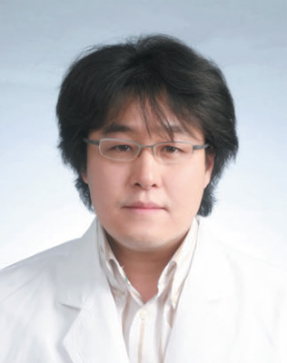 경희대학교치과병원 치주과 신승일 교수