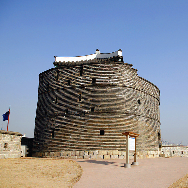 매력적인 모습의 동북공심돈